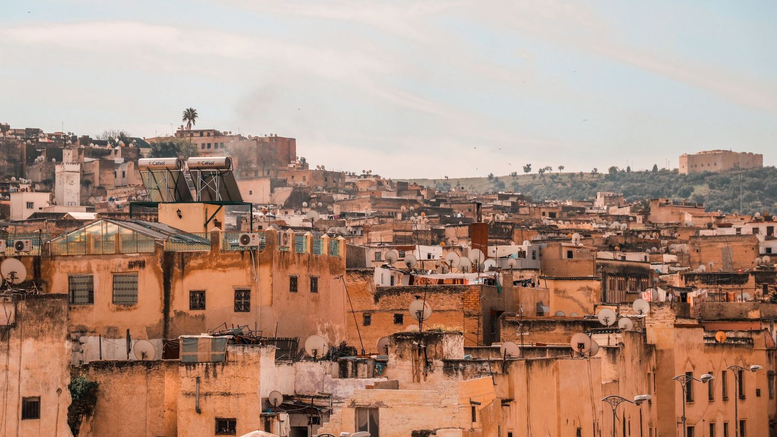 Vue aérienne de toits marocains